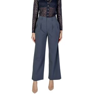 Wijde broek met plooien CALVIN KLEIN JEANS. Polyester materiaal. Maten 27 US - 34/36 EU. Blauw kleur