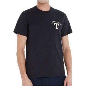 Tommy Jeans  TJM REG CURVED LETTERMAN TEE  Shirts  heren Marine