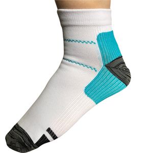 Inuk Compressiesok - sportsok - wit blauw - eindelijk warme voeten - Maat 35-39 - SM - blijft goed na wassen, sterk materiaal, geen pil en geen haakjes - compact en solide gevoel aan je voet - flubber nooit