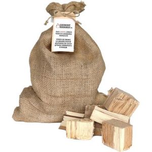 Kersen chunks - 1 KG - Rookhout - BBQ