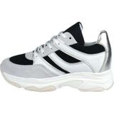 Giga Sneaker - Grijs met Witte en Zwarte Accenten