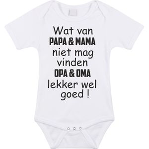 Baby rompertje met leuke tekst | wat van papa mama niet mag vinden opa en oma lekker wel goed |zwangerschap aankondiging | cadeau papa mama opa oma oom tante | kraamcadeau | Maat 56 wit