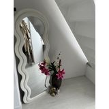 SensaHome Wavy Gestoffeerde Staande Spiegel Passpiegel Suede Velvet Wit Creme