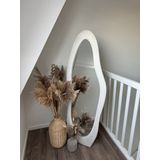 SensaHome Gestoffeerde Staande Spiegel Shaped Passpiegel Suede Velvet Wit