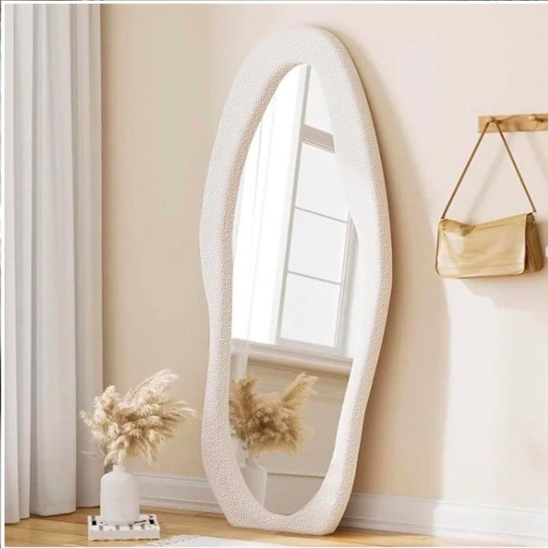 SensaHome Gestoffeerde Staande Spiegel Shaped Passpiegel Suede Velvet Teddy Wit