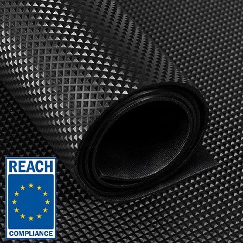 Rubber loper / rubbermat op rol - Piramide motief zwart - 3 mm - Breed