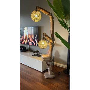 Double T Concept® Staande Dubbele Pijnboom Lamp - Staande Lamp - Trendy Boomstam Houten Vloerlamp - Industrieel - Landelijk - Natuurlijk Hout - Bohemian - Wandlampen - Leeslampen- 150cm
