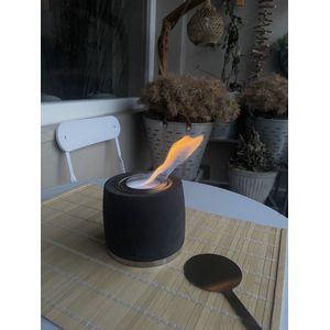 Double T Concept® Round Beton Antraciet - Brand Tot Wel 90min - Bio Ethanol Sfeerhaard - Tafelhaard - Vuurkorf - Terrashaard - Verwarming - 12x12x10cm