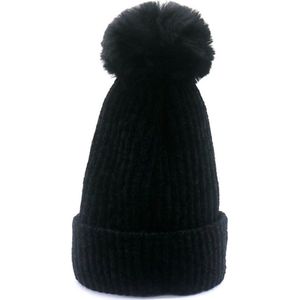 Winter Muts Gewatteerd met Pompon - Zwart - One size - 100% Acryl Wol - Lekker zachte en warme Wintermuts