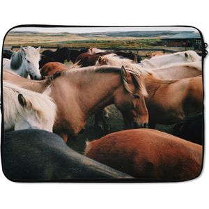 SleevesAndCases - Laptophoes - Laptop - Paarden - Dieren - Wild - Gras - Laptop sleeve - 15 6 Inch