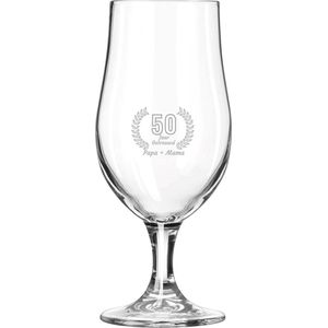 Gegraveerde Bierglas op voet 49cl Papa + mama 50 jaar getrouwd