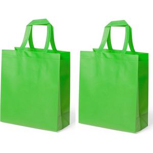 2x stuks draagtassen/schoudertassen/boodschappentassen in de kleur lime groen 35 x 40 x 15 cm