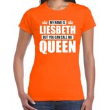 Naam cadeau t-shirt my name is Liesbeth - but you can call me Queen oranje voor dames
