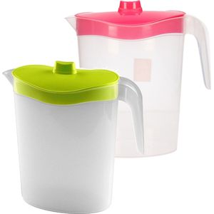 Setje van 2x Stuks Water/Sap/Schenk Kannen van Kunststof In Groen en Roze 2.5 Liter Inhoud
