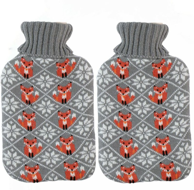 Warmwaterkruiken 2 liter met zachte gebreide vossen print hoes grijs 2x stuks - Kruiken