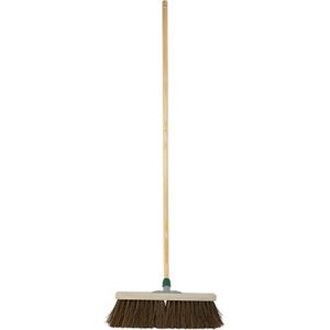 BETRA - Universele Bezem - Beige - FSC Hout - Inclusief Bezemsteel en Klem-uiteinde