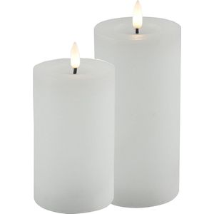 LED kaarsen/stompkaarsen - set 2x - wit - D7,5 x H12,5 en H15 cm - timer - warm wit