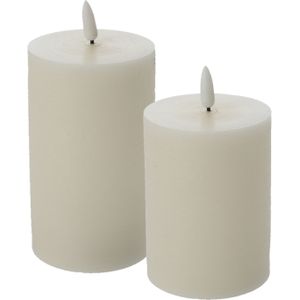 LED kaarsen/stompkaarsen - set 2x - creme wit - H10 en H12,5 cm - flikkerend licht - timer