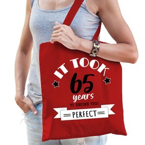 Cadeau tas voor dames - 65 en perfect - rood - katoen - 42 x 38 cm - vijfenzestig - shopper - Feest Boodschappentassen