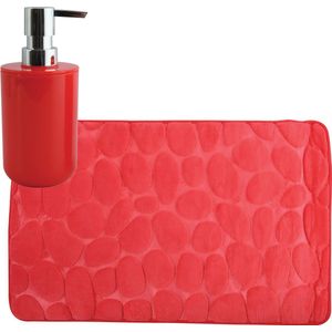 MSV badkamer droogloop mat/tapijt Kiezel - 50 x 80 cm - zelfde kleur zeeppompje - rood