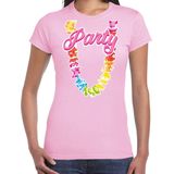 Bellatio Decorations Tropical party T-shirt dames - bloemenkrans - licht roze - carnaval themafeest