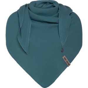 Knit Factory Liv Gebreide Omslagdoek - Driehoek Sjaal Dames - Katoenen sjaal - Zomersjaal - Luchtig en zacht - Zomer stola - Laurel - Groen - Duurzaam - 190x85 cm - 100% Biologisch katoen