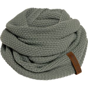 Knit Factory Coco Gebreide Colsjaal - Ronde Sjaal - Nekwarmer - Wollen Sjaal - Groene Colsjaal - Dames sjaal - Heren sjaal - Unisex - Urban Green - One Size