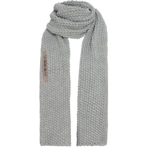 Knit Factory Carry Gebreide Sjaal Dames & Heren - Warme Wintersjaal - Grof gebreid - Langwerpige sjaal - Wollen sjaal - Heren sjaal - Dames sjaal - Unisex - Licht Grijs - 200x35 cm