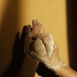 Green Touch Hand Care Bliss: 2x Niyok Solid Hand Cream