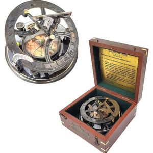 Kompas - Zonnewijzer in houten doos  | maritiem gift  decoratie vintage zeevaart nautisch schip navigatie kado schip boot antiek geschenk