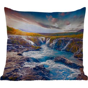 Buitenkussen - Waterval - Planten - Mos - Landschap - Zonsondergang - Rots - 45x45 cm - Weerbestendig