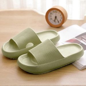 Klikkopers - Cloud Slides - Badslippers - Groen - Lichtgewicht - Super Zacht aan je Voeten - Anti-Slip