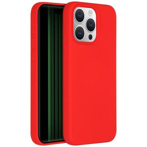 Accezz Liquid Silicone Backcover met MagSafe voor de iPhone 15 Pro Max - Rood