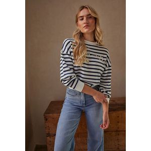 Nukus Offwhite/Navy Pullover met Streepdesign en Zilveren Tekst