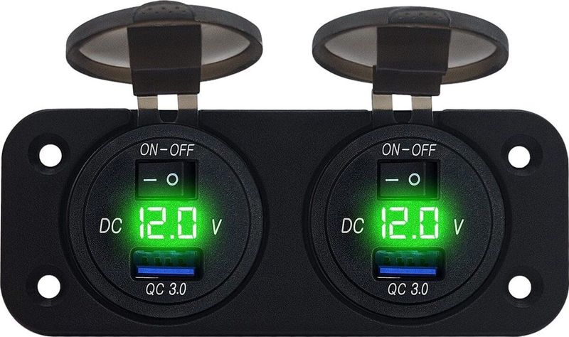 ProRide 12V USB Stopcontact met Schakelaar/Voltmeter - 5V/2.4A - Tweevoudig Inbouw - USB Autolader, Boot en Camper - Groen