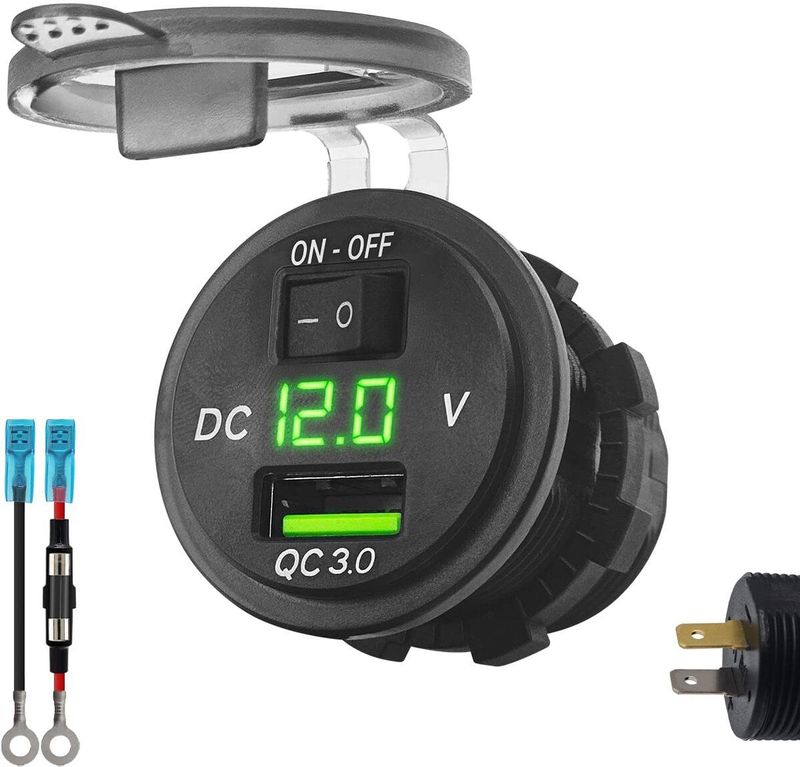 ProRide - 12V USB Stopcontact Inbouw - Groen - Met Schakelaar en Voltmeter - 5V/2.4A