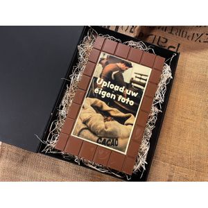 Chocolade tablet met eigen foto of logo | Verjaardagscadeau | A3 formaat chocolade | 2.25 KG | 40x60cm