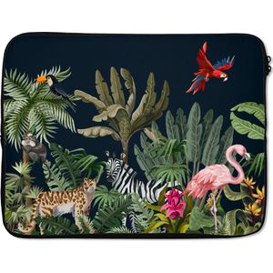 Laptophoes 17 inch - Jungle - Planten - Dieren - Kinderen - Flamingo - Zebra - Laptop sleeve - Binnenmaat 42,5x30 cm - Zwarte achterkant