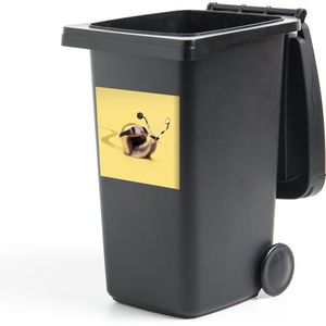 Container sticker Slak - Dieren - Helm - Geel - Spiegels - 40x40 cm - Kliko sticker