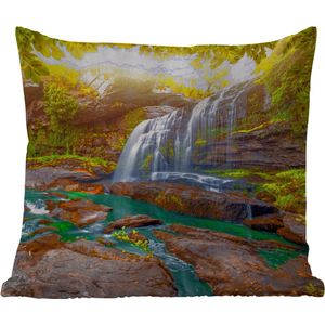 Buitenkussen - Natuur - Waterval - Planten - Bomen - Zon - 45x45 cm - Weerbestendig