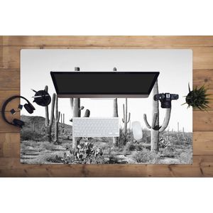 Muismat XXL - Bureau onderlegger - Bureau mat - Cactussen - Zwart wit - Natuur - Landschap - 120x80 cm - XXL muismat