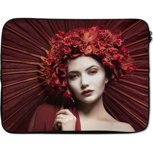 Laptophoes 17 inch - Vrouw - Rood - Portret - Paraplu - Laptop sleeve - Binnenmaat 42,5x30 cm - Zwarte achterkant