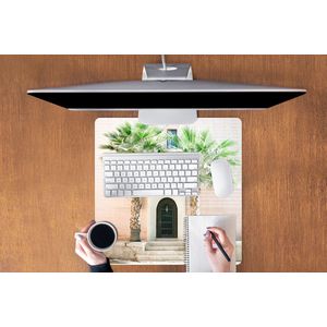 Muismat XXL - Bureau onderlegger - Bureau mat - Deur - Marrakesh - Palmboom - Wit - Tropisch - 60x60 cm - XXL muismat