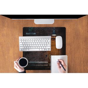 Muismat XXL - Bureau onderlegger - Bureau mat - Deur - Muur - Lamp - Architectuur - 50x50 cm - XXL muismat