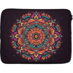 Laptophoes 17 inch - Mandala - Bloemen - Hippie - Boho - Oranje - Laptop sleeve - Binnenmaat 42,5x30 cm - Zwarte achterkant