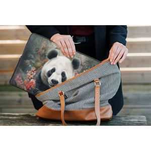 Laptophoes 14 inch - Panda - Wilde dieren - Bloemen - Natuur - Laptop sleeve - Binnenmaat 34x23,5 cm - Zwarte achterkant