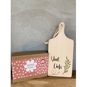 Creaties van hier - moederdag - serveerplank (veel liefs kleur) Giftbox mama - vandaag zet ik jou in de bloemetjes - 35 cm - hout - moederdag cadeautje