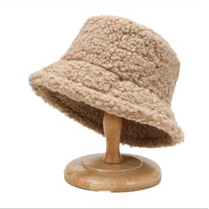 Teddy Bucket Hat Beige - Vissershoed - Fluffy - Furry - Teddy Cap - Pet - Teddy Hoed - Festival - Muts - Beanie - Winter Hoed - Beren Hoed - Verstelbaar