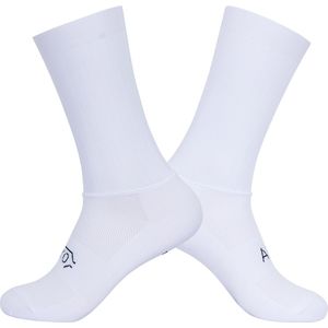 Airoman.cc - Airo 'No Logo' - Aero Sokken AS1 - Wit - Maat M (37-42) - Wielrennen/MTB/Gravel/Tijdrijden
