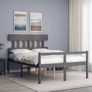 The Living Store Massief Grenenhouten Bedframe - Grijs - 205.5 x 125.5 x 81 cm - Multiplex Lattenbodem